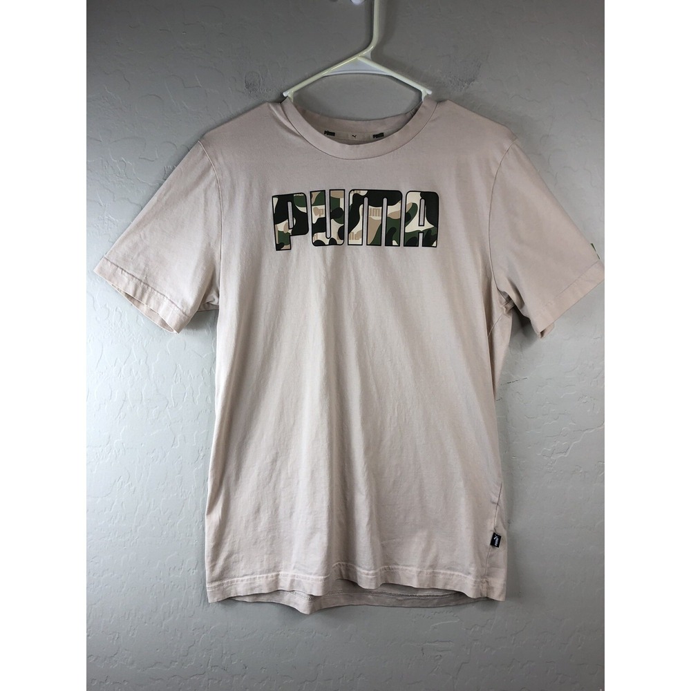 PUMA Mens Small Graphic Print T-Shirt Camouflage Lettering. Tan/‎ beige Shirt